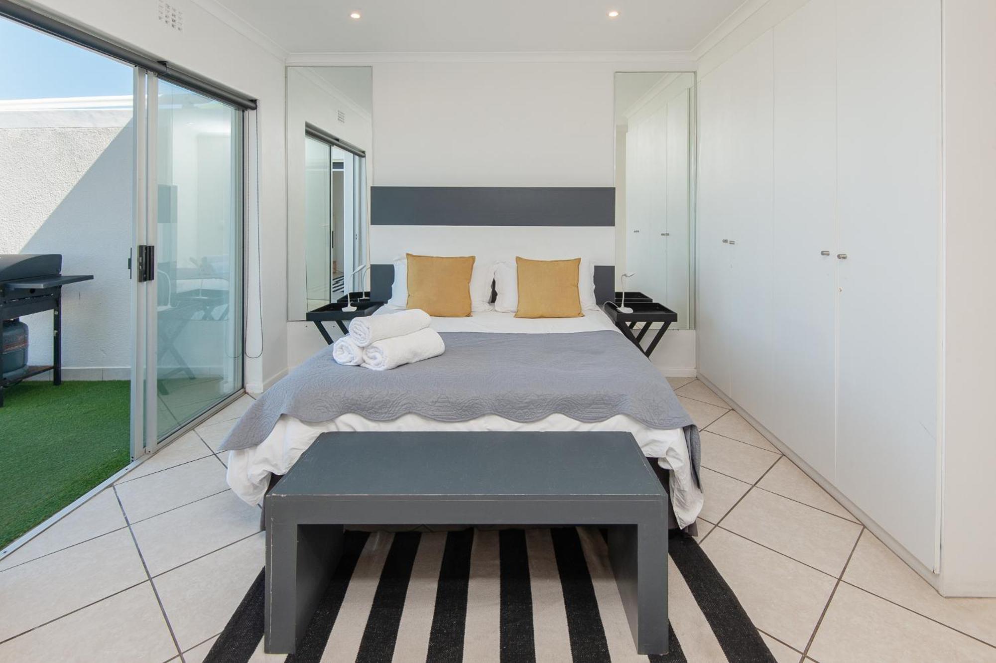49 Whalerock Hermanus