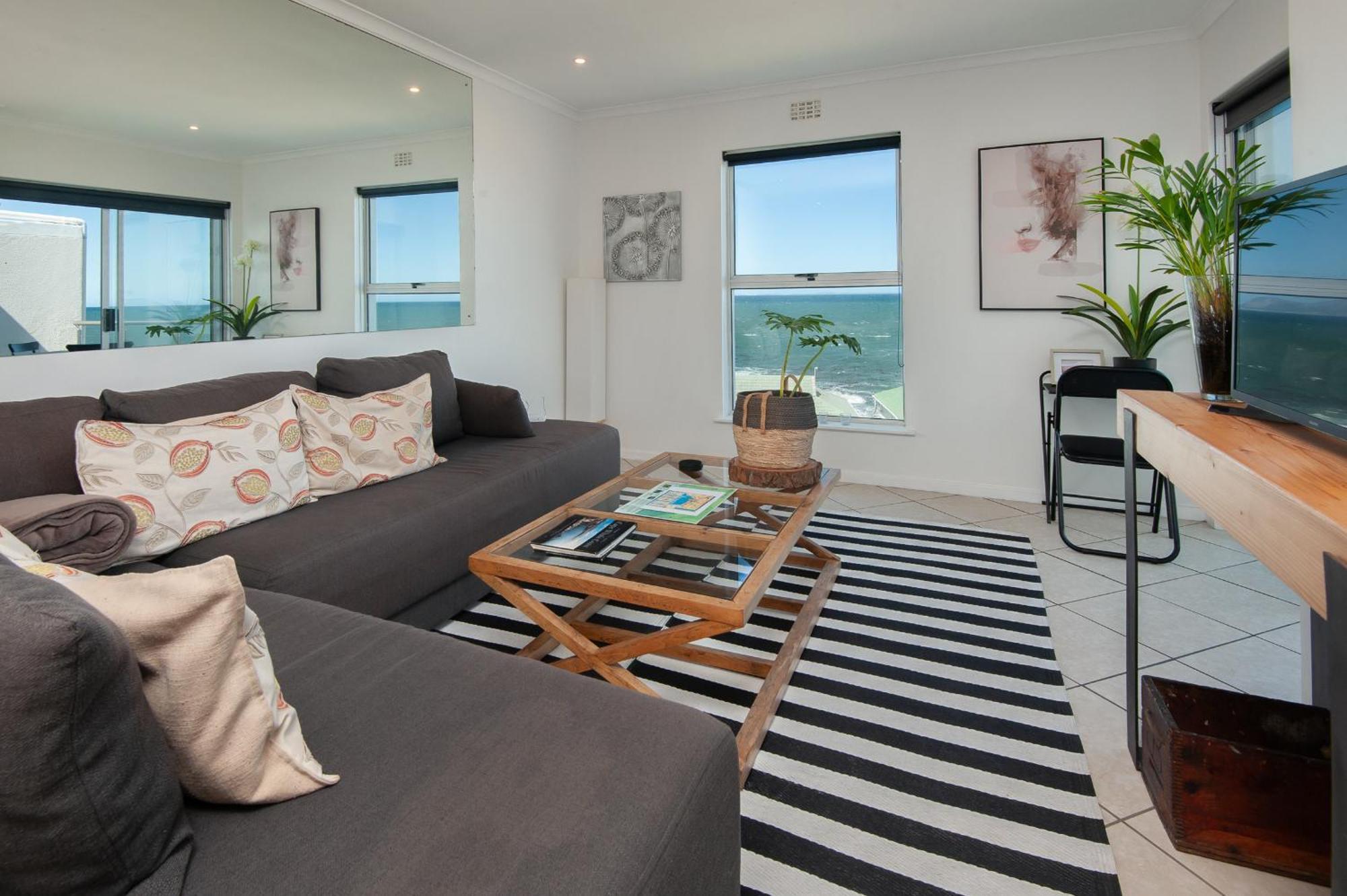 49 Whalerock Hermanus